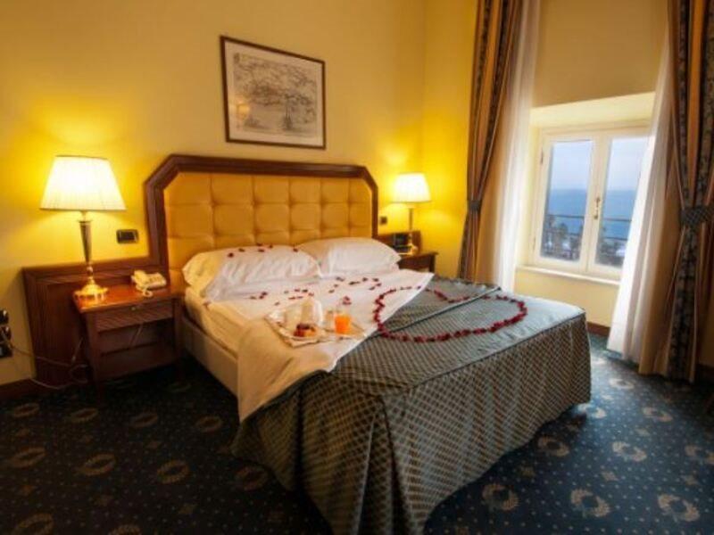 Hotel San Giorgio โบโลญญา ภายนอก รูปภาพ
