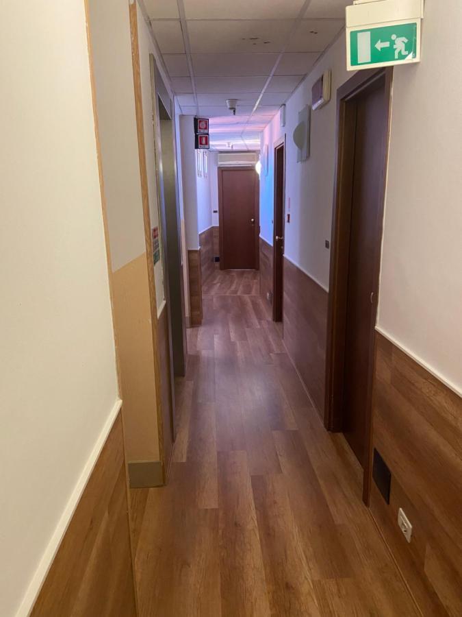 Hotel San Giorgio โบโลญญา ภายนอก รูปภาพ