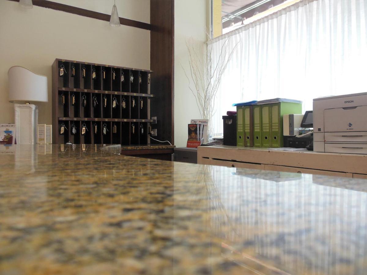 Hotel San Giorgio โบโลญญา ภายนอก รูปภาพ