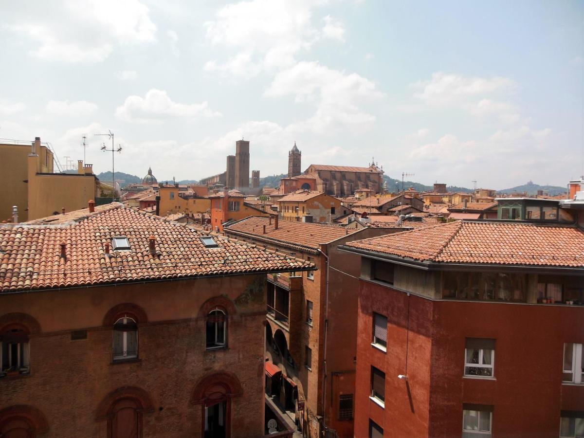 Hotel San Giorgio โบโลญญา ภายนอก รูปภาพ